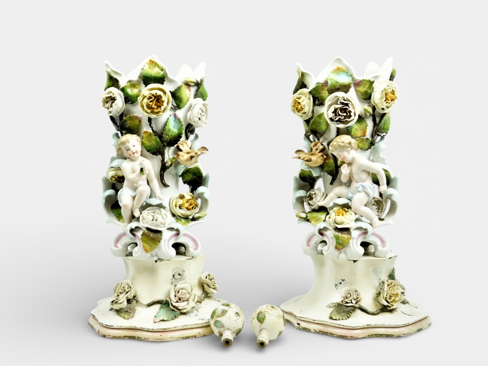 1890 German Porcelain Cherub and Rose Vases Lamps Body