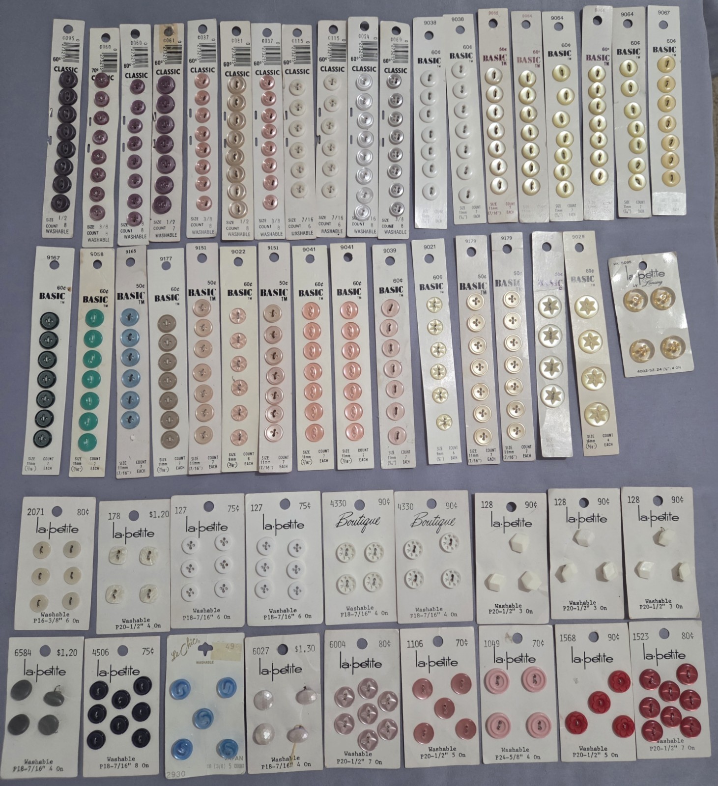 Vintage Antique Buttons Mixed Lot Original Package 300+ Buttons