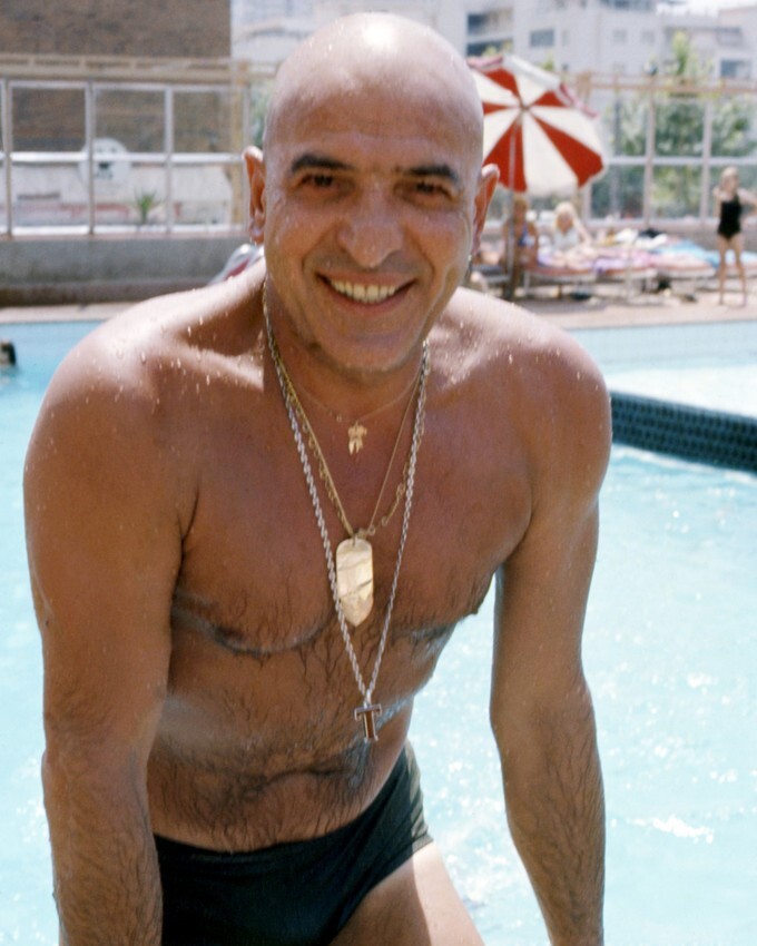 Telly Savalas 8x10 real Photo hunky pose bare chested Telly Savalas 8x10 real Photo hunky pose bare chested