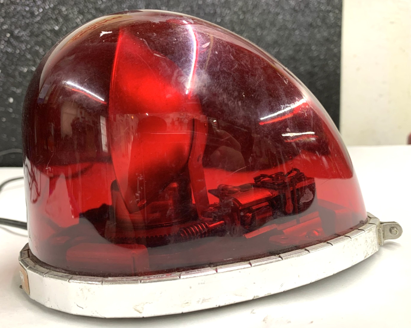Vintage 12V Federal Sign & Signal FB-1 Fireball Revolving Light