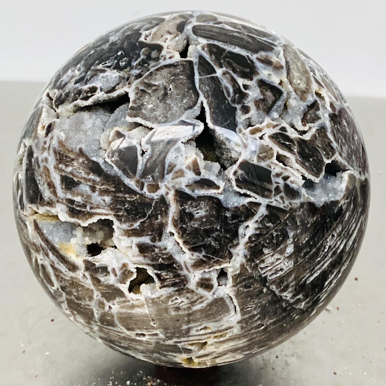 Natural sphalerite crystal cave quartz Sphere healing ball Specimen 5260G