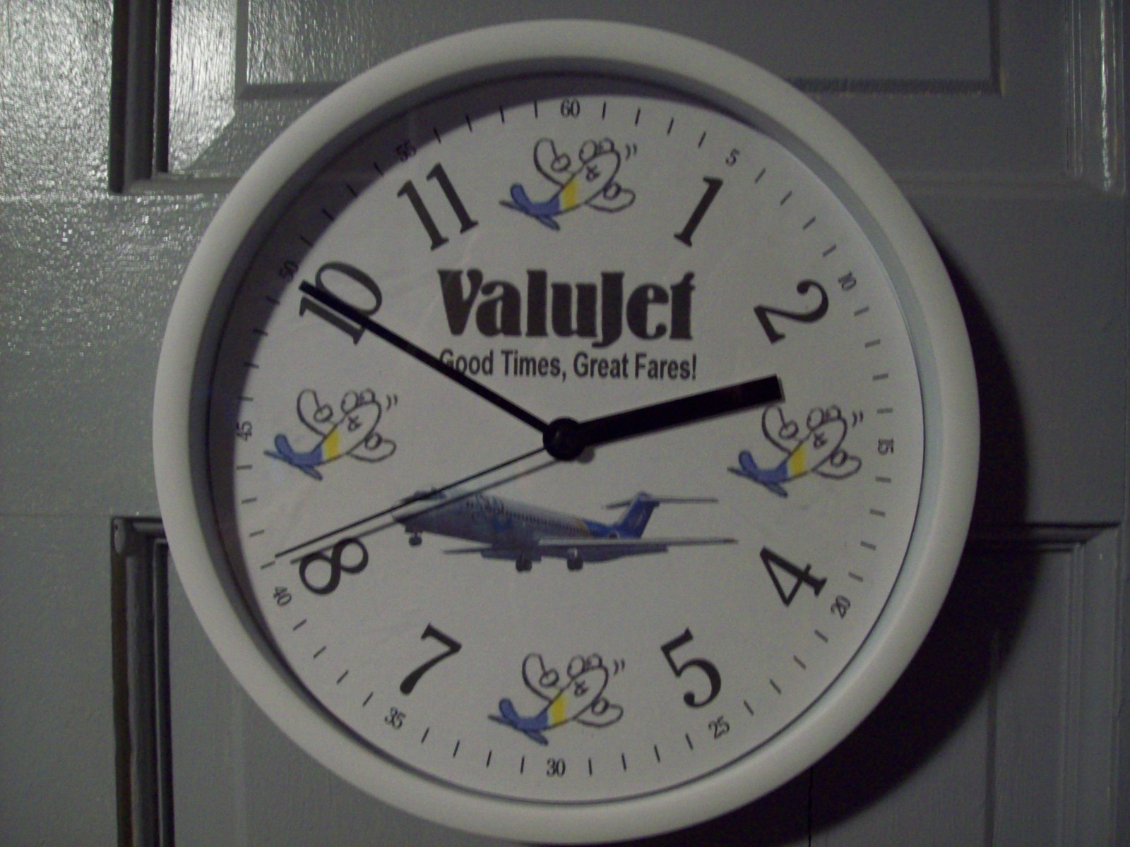VALUJET DC-9-30 CLOCK AIRTRAN VALUJET DC-9-30 CLOCK AIRTRAN