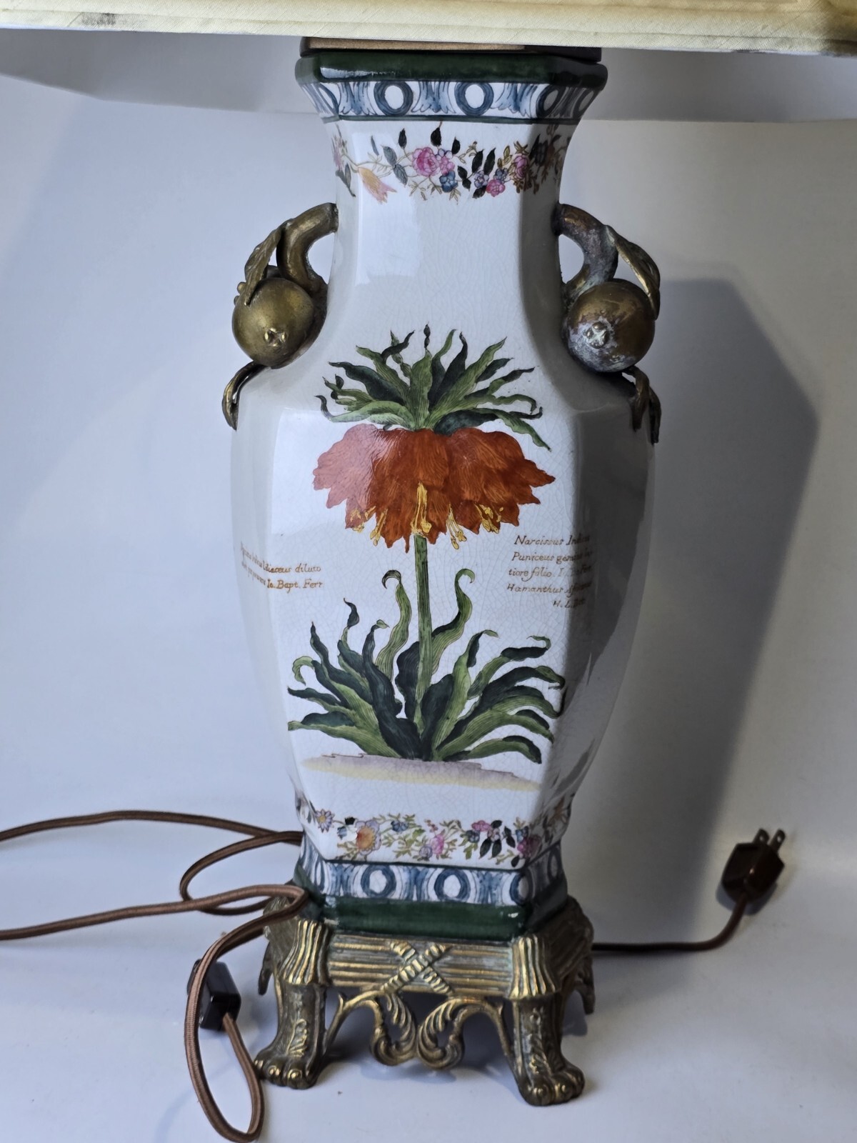 RARE Elegant Famille Rose Pomegranate 30\