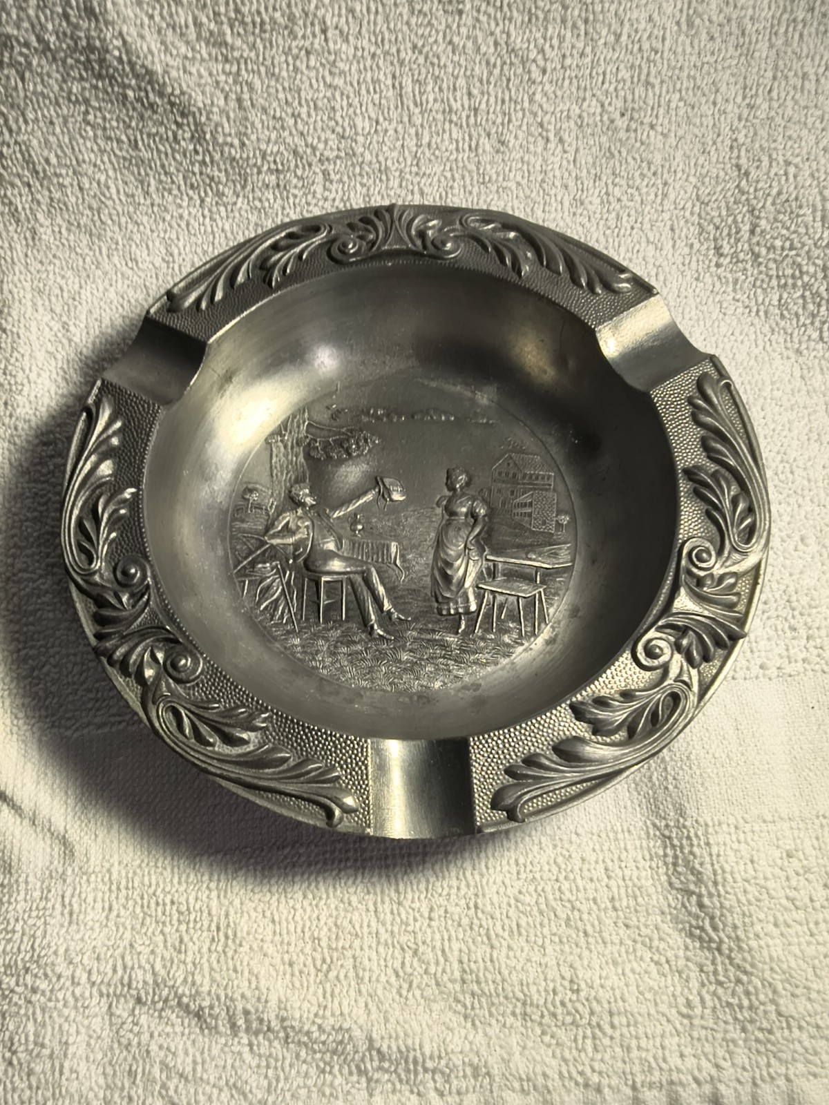 Vintage Frieling-Zinn German Pewter Heavy Ashtray Relief Tavern Inn Scene