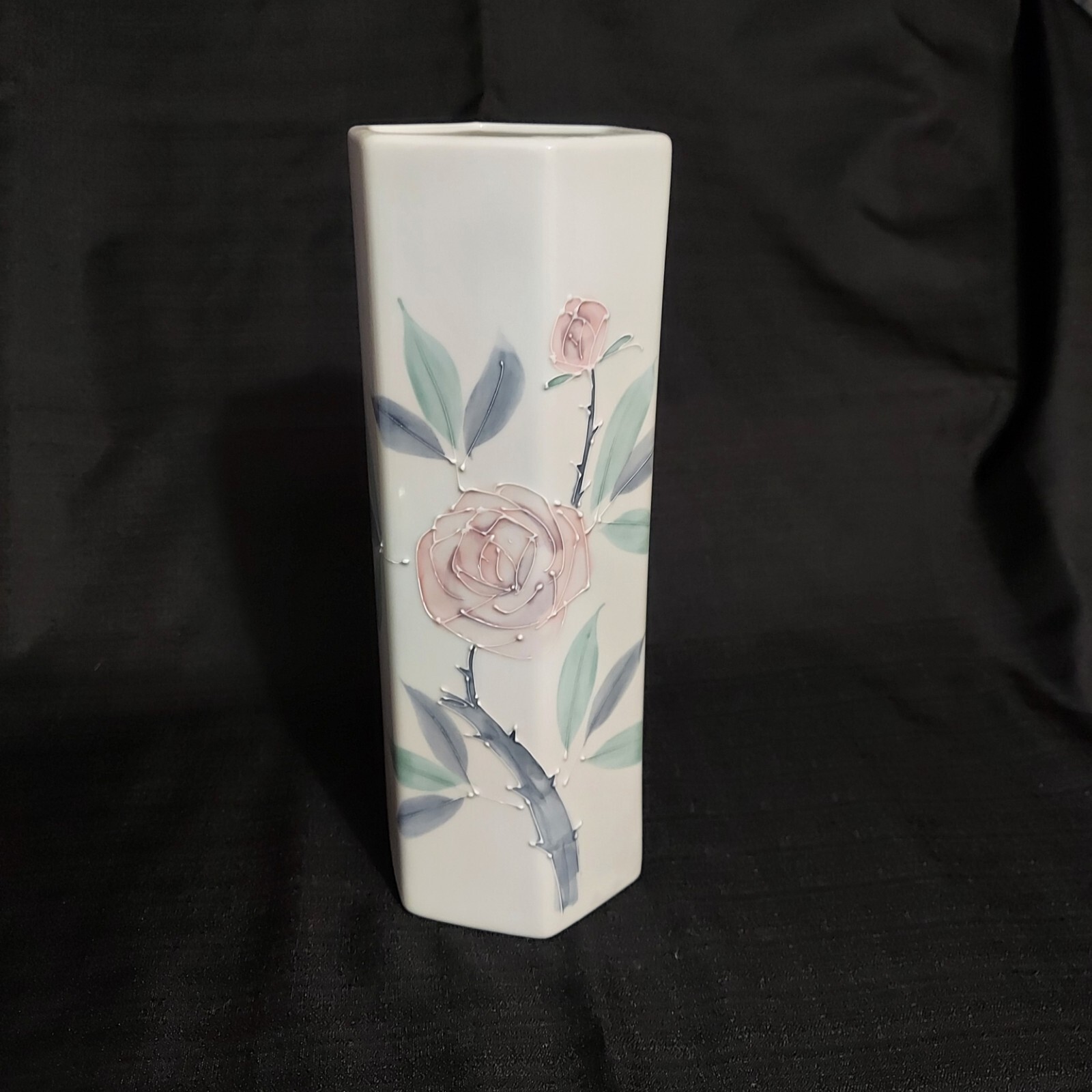 Vtg Porcelain Hexagon Vase Raised Accent Paint Floral Sides Handpainted Asian