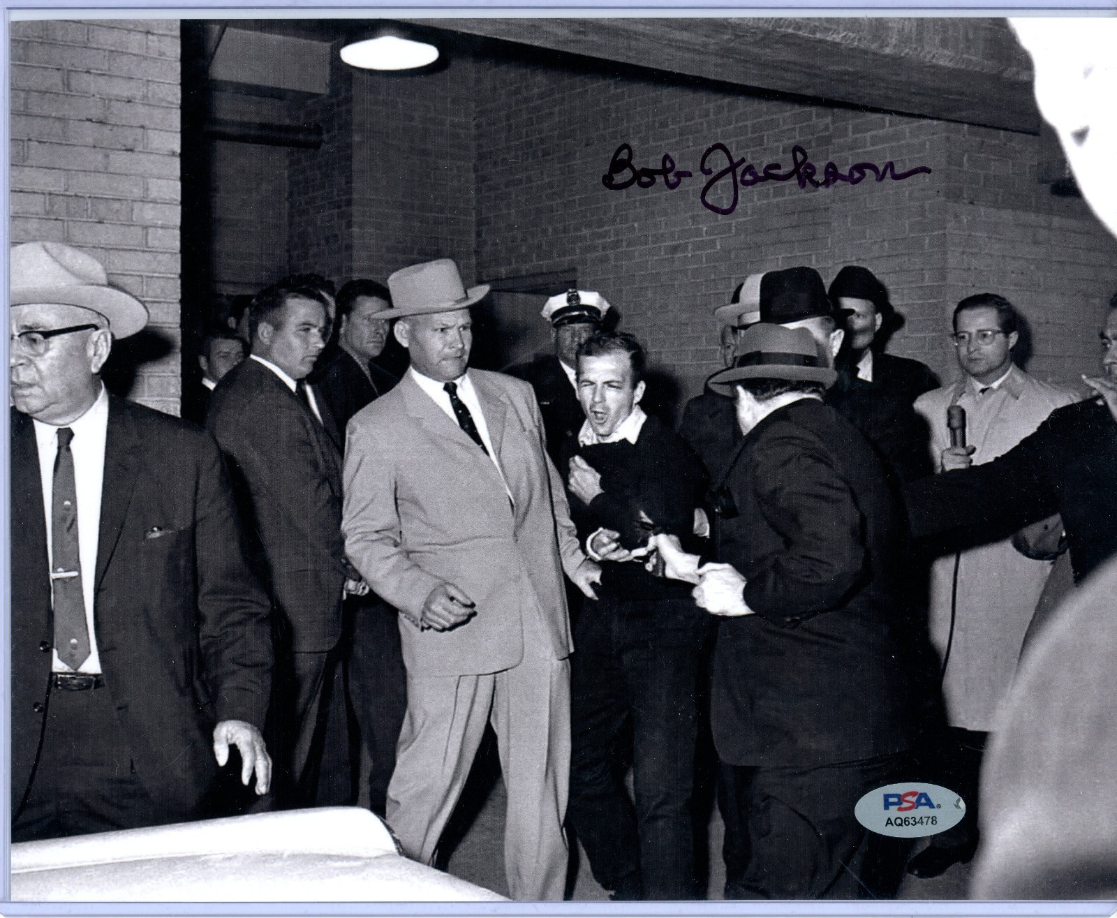 Bob Jackson Jack Ruby Shoots Oswald Signed 8x10 Photo PSA DNA Authentic *78