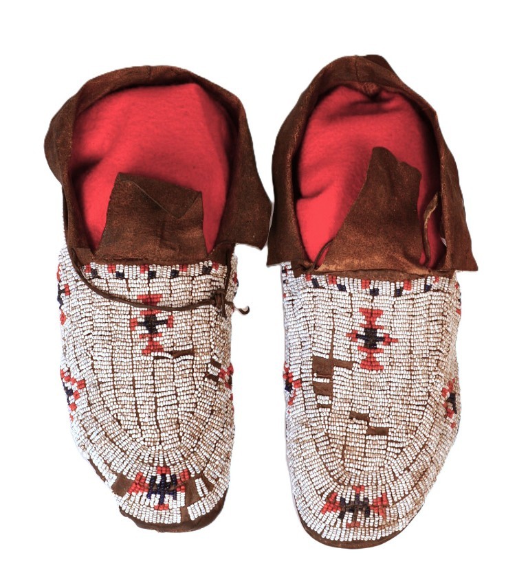 Antique Cheyenne Hide Beaded Moccasins Late 19th Century 9.5