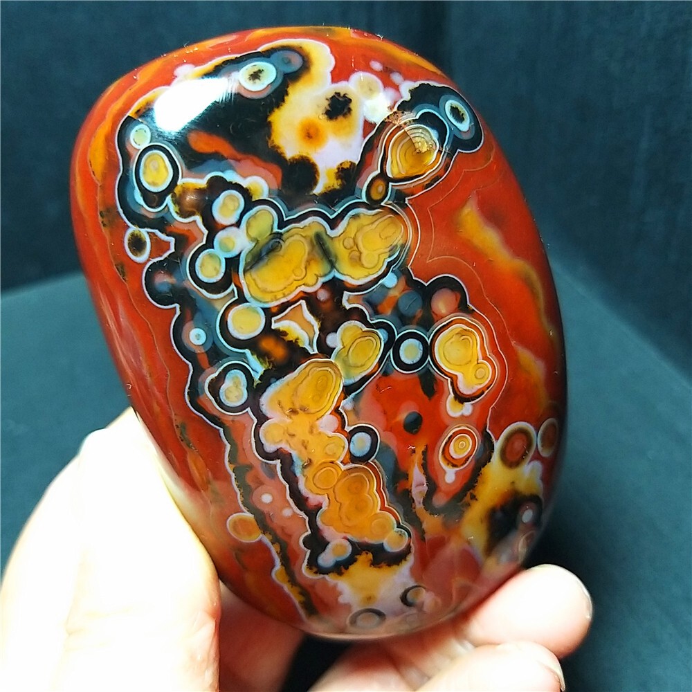 TOP 306G Natural Polished Silk Banded Lace Agate Stone Madagascar Ca531