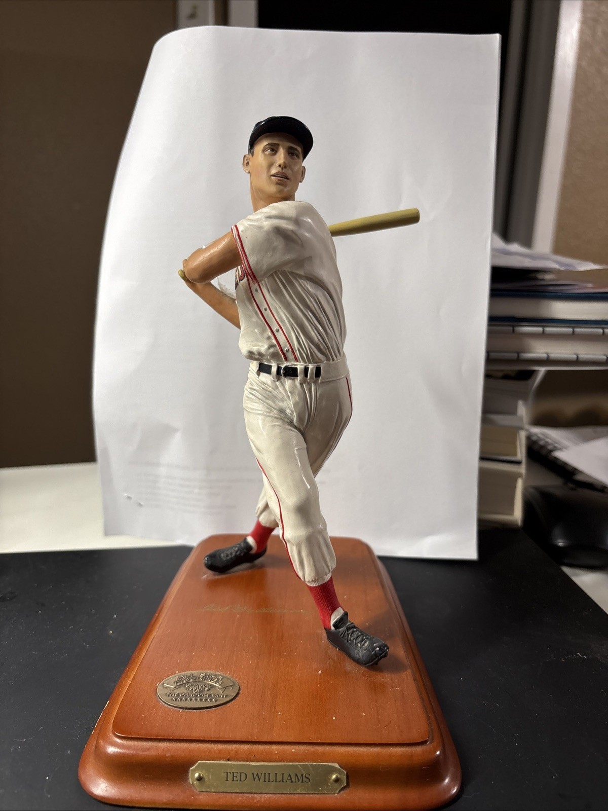 Ted Williams Baseball Sports Resin Figurine Danbury Mint. 