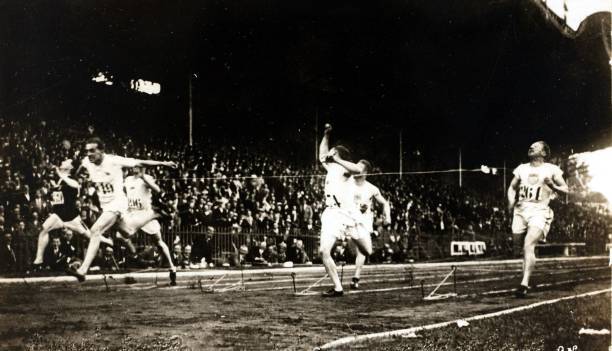 Mens 100 metres final British athlete Harold Abrahams 1924 Olympics OLD PHOTO