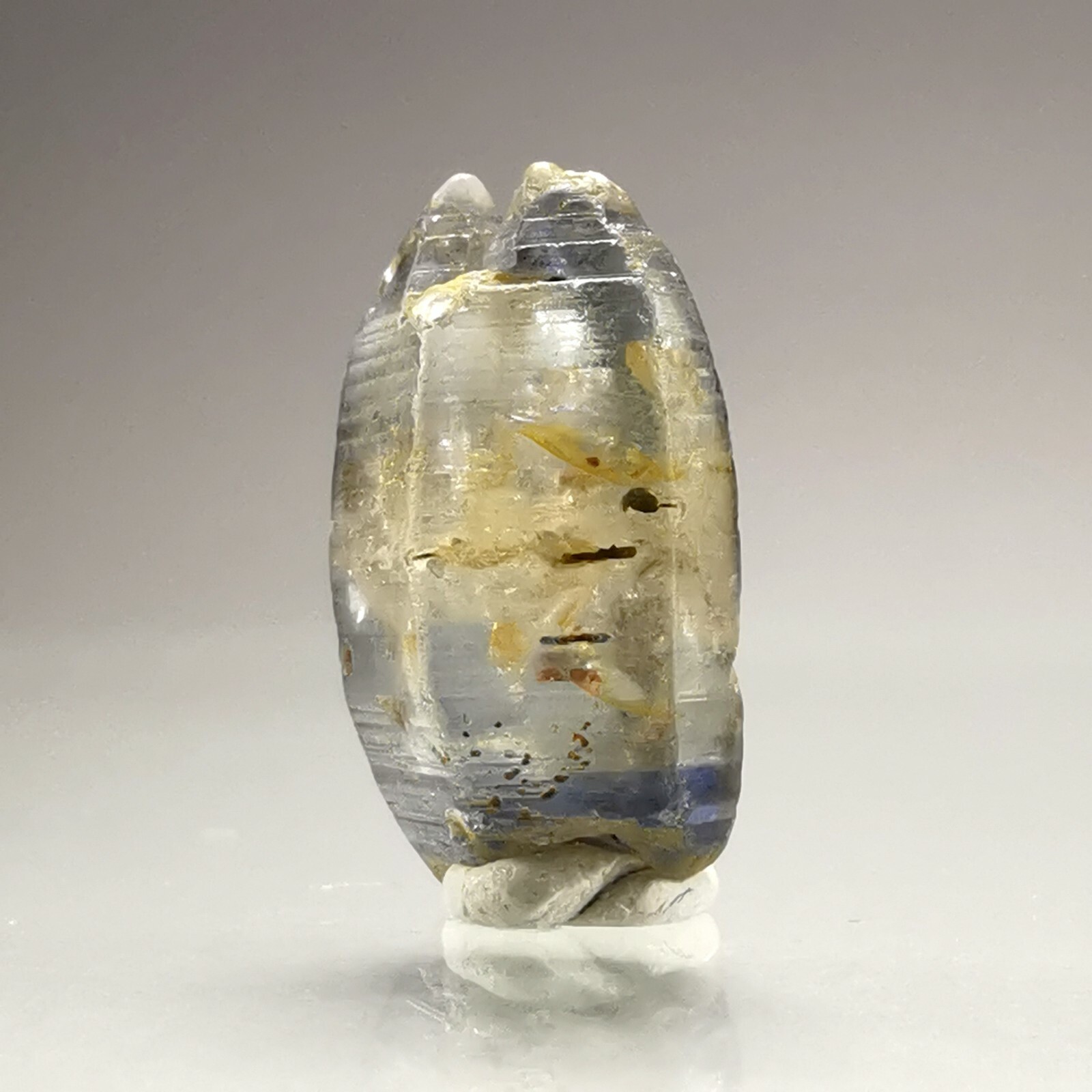 4.62ct Ceylon Sapphire / Srí Lanka / Rough Crystal Gem Gemstone Mineral 4.62ct Ceylon Sapphire / Srí Lanka / Rough Crystal Gem Gemstone Mineral