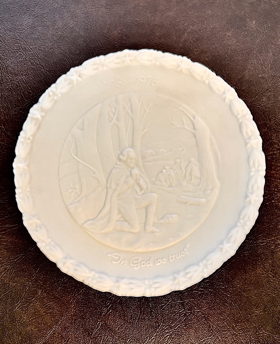 Fenton Portrait of Liberty Bicentennial Plate “In God We Trust” Milk Glass 8 In.