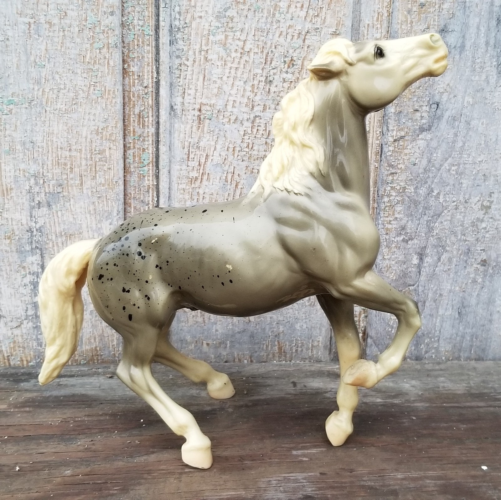 Vintage Breyer #86 Diablo Semi-Rearing Mustang Glossy Grey Appaloosa 1961-1966 Vintage Breyer #86 Diablo Semi-Rearing Mustang Glossy Grey Appaloosa 1961-1966