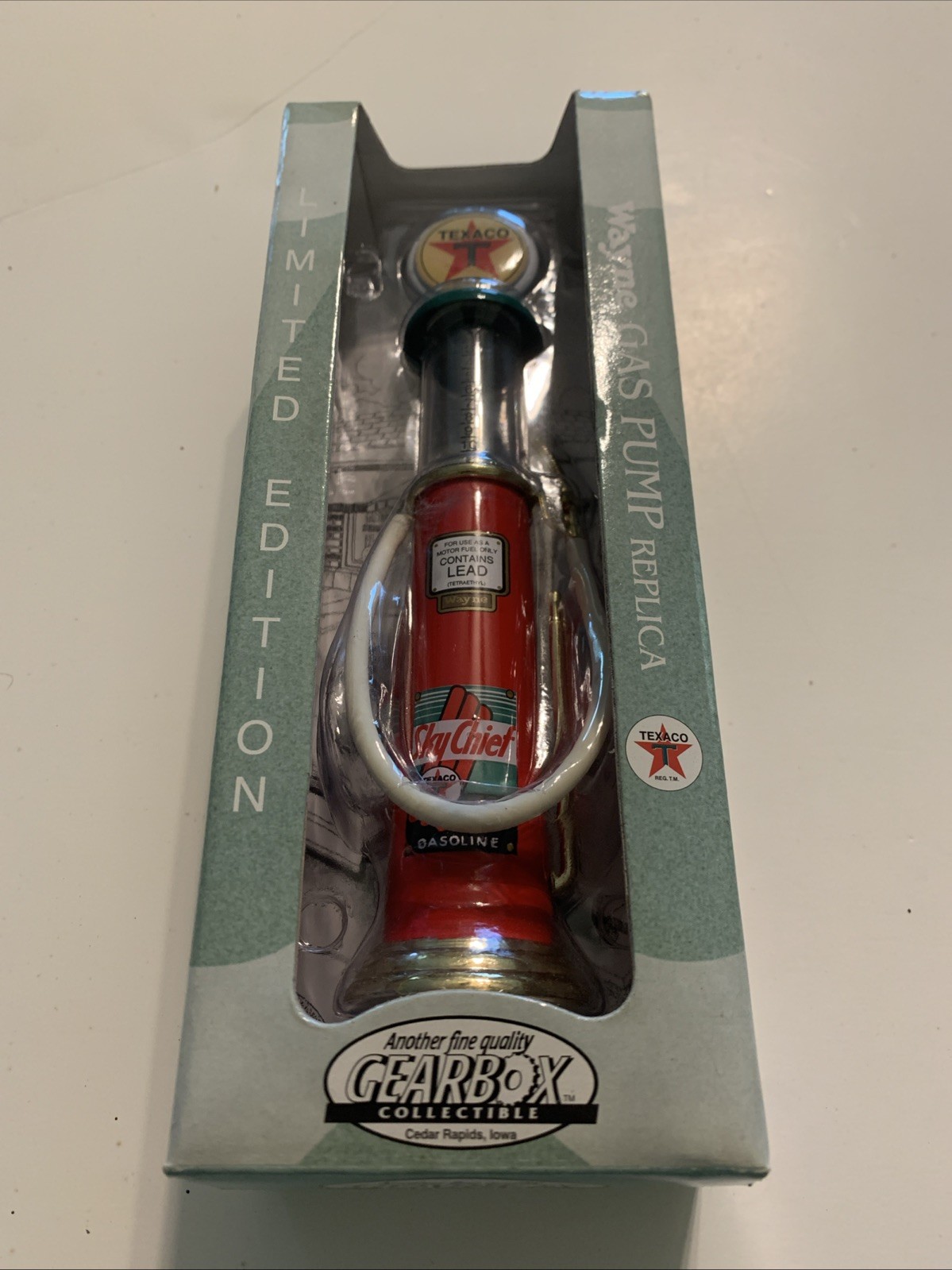 Gearbox Collectibles Texaco Sky Chief 8” Die Cast 1930’s Wayne Gas Pump Replica