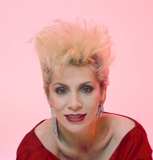 Studio portrait of Angie Bowie English actress model former wife o- Old Photo 2