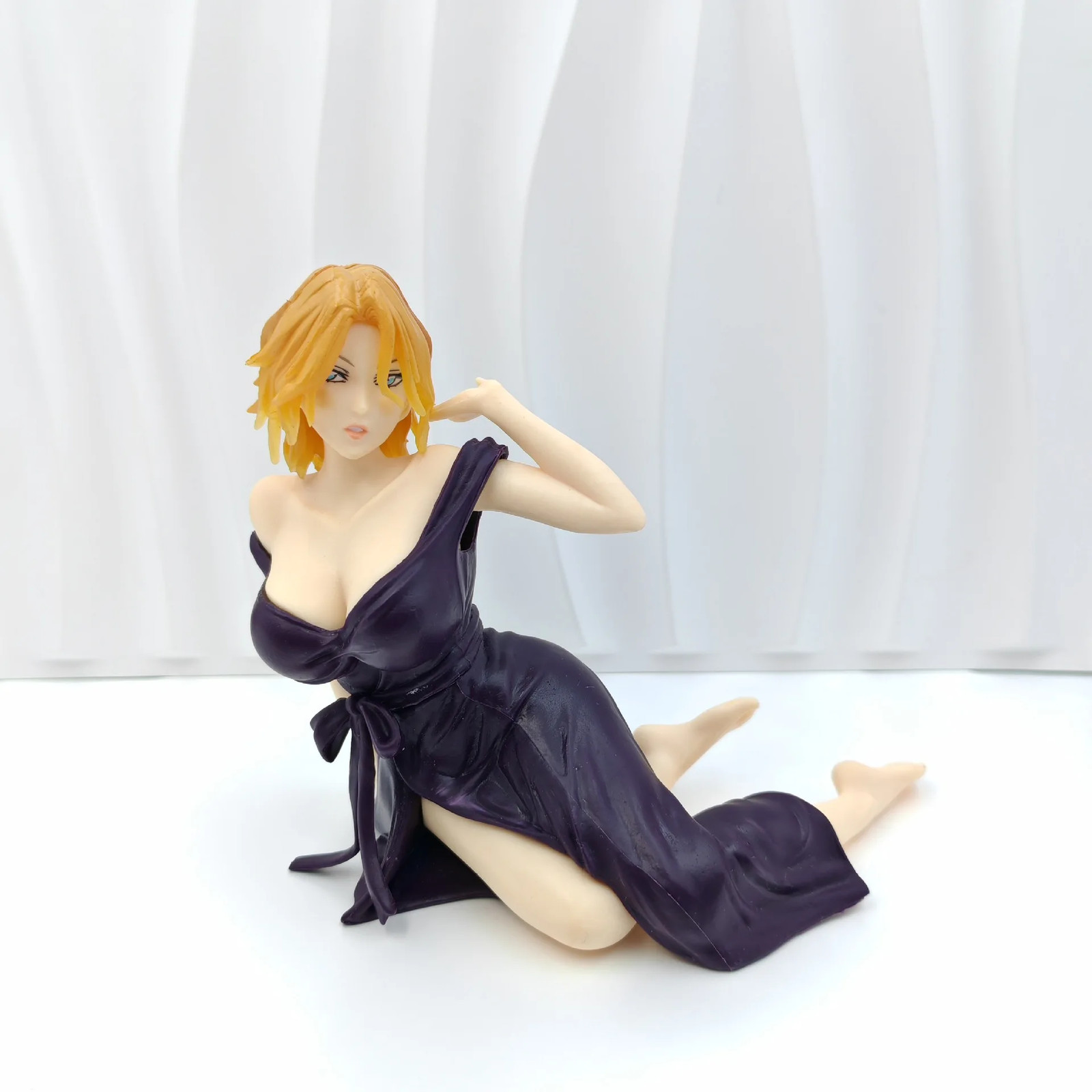 Bleach Matsumoto Rangiku Relax Time Anime Figure 12cm PVC Collectible Statue Gif