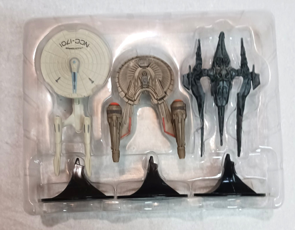 Walmart Exclusive Gift Set Star Trek Beyond Blu Ray 3 pc. Mini Starships - New Walmart Exclusive Gift Set Star Trek Beyond Blu Ray 3 pc. Mini Starships - New