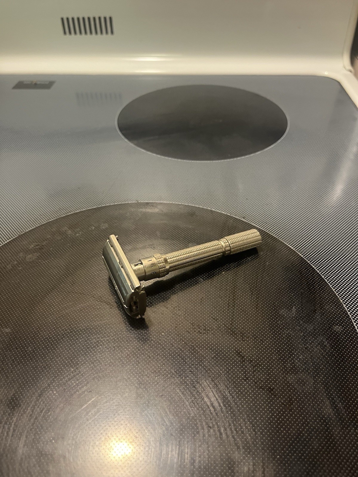 Vintage Gillette Slim Adjustable Safety Razor/1966 L4