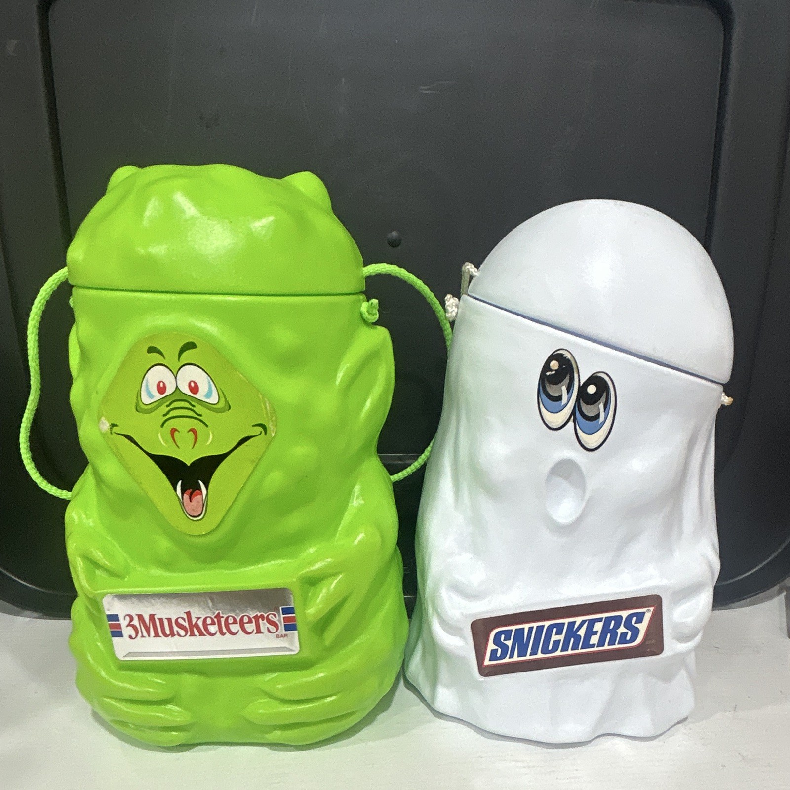 3 Musketeers & Snickers 1989 Candy & Nuts Trick-or-Treat Container Buckets