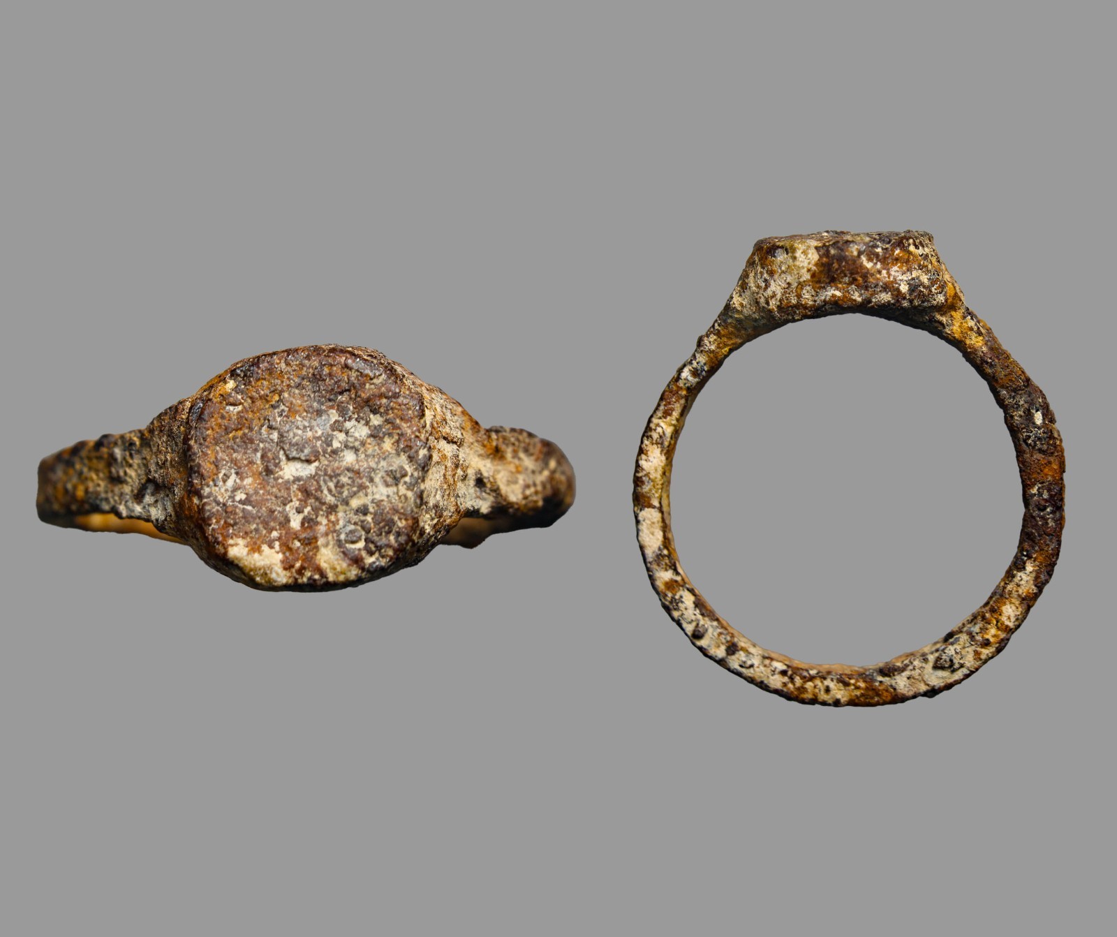 Crusader Period Iron Signet Ring, Jerusalem Find, Circa 12th–13th Century AD. Crusader Period Iron Signet Ring, Jerusalem Find, Circa 12th–13th Century AD.