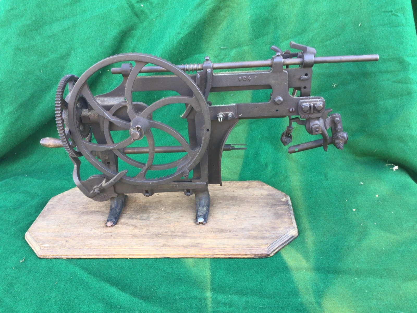 1889 Commercial Farmhouse Antique Cast Iron RIVAL No.2 Industrial Apple Peeler