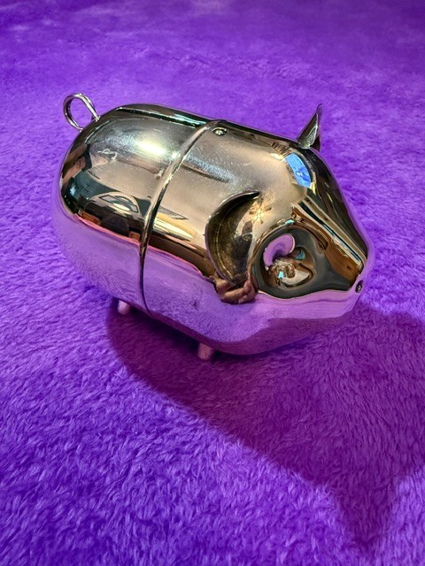 Vintage Lunt Silversmiths Silver-Plated Piggy Bank –Mid-Century Modern Coin Bank Vintage Lunt Silversmiths Silver-Plated Piggy Bank –Mid-Century Modern Coin Bank