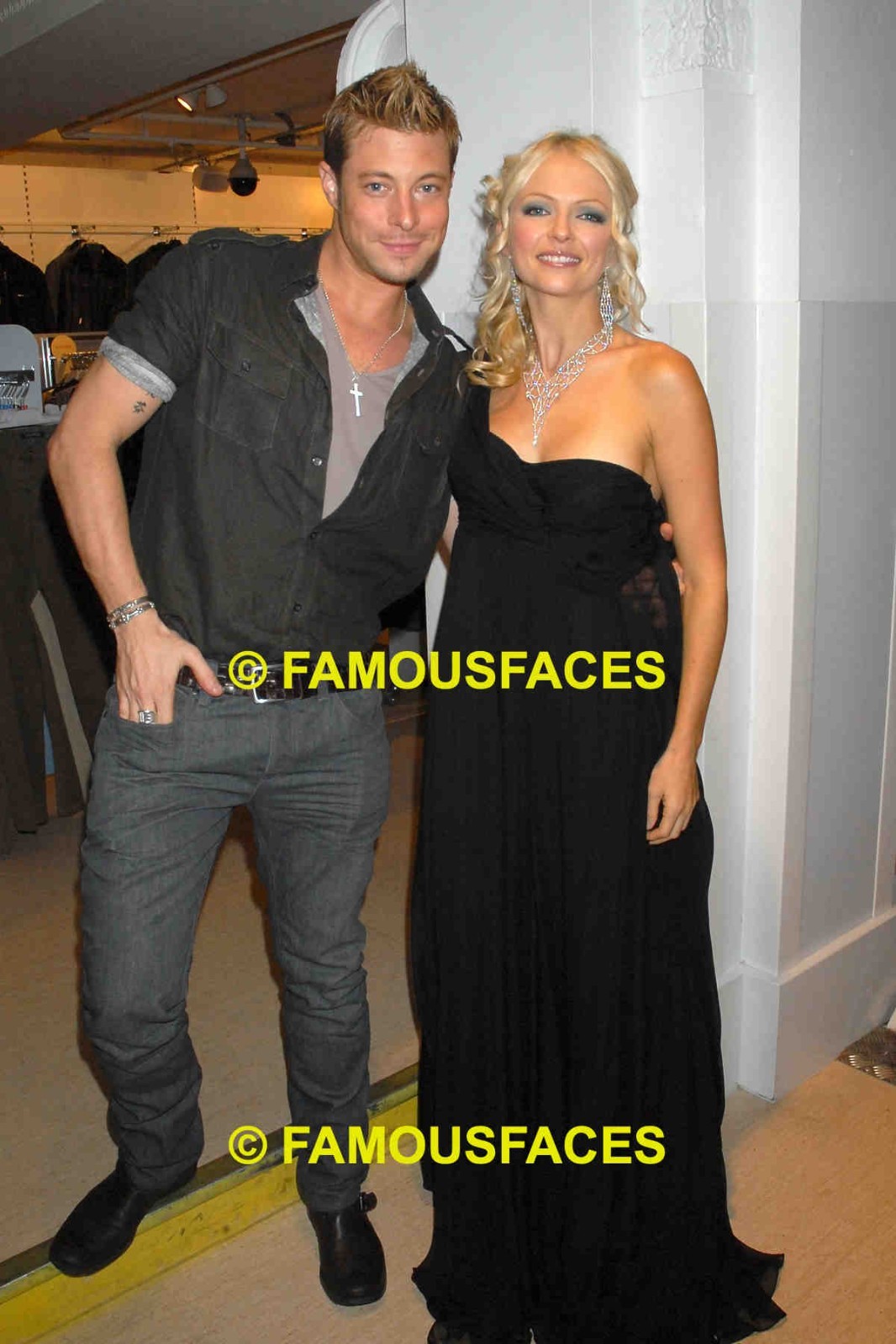 Hannah Sandling  Duncan James  Rare Press Celebrity Photograph 9x6 inch No32918