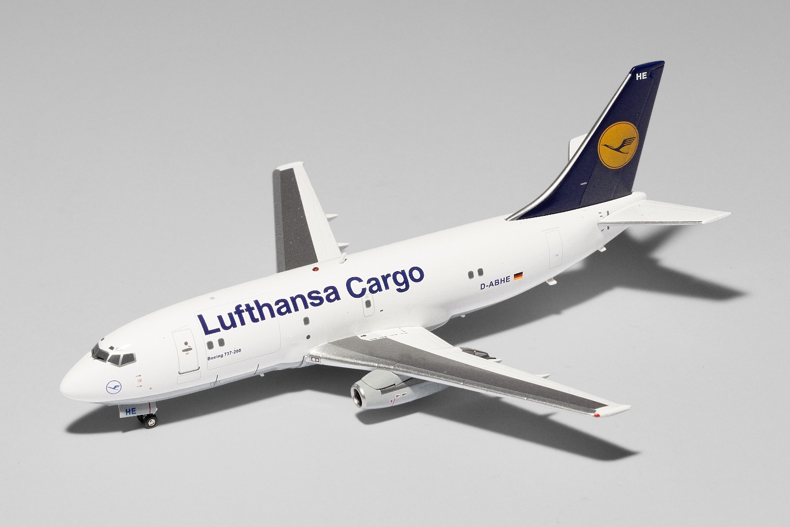 JFox 1:200  LUFTHANSA CARGO 737-200 D-ABHE - JF-737-2-014 - BRAND NEW/LOW PRICE