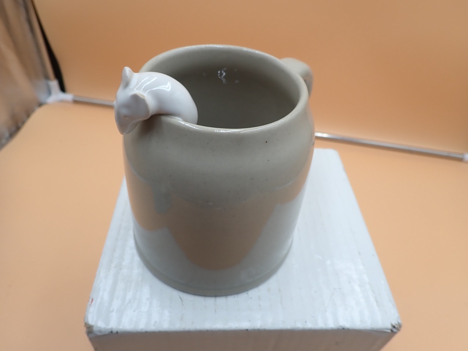 Cute Vintage Gray Glazed Stoneware mug stein with a mouse crawling out RARE Cute Vintage Gray Glazed Stoneware mug stein with a mouse crawling out RARE
