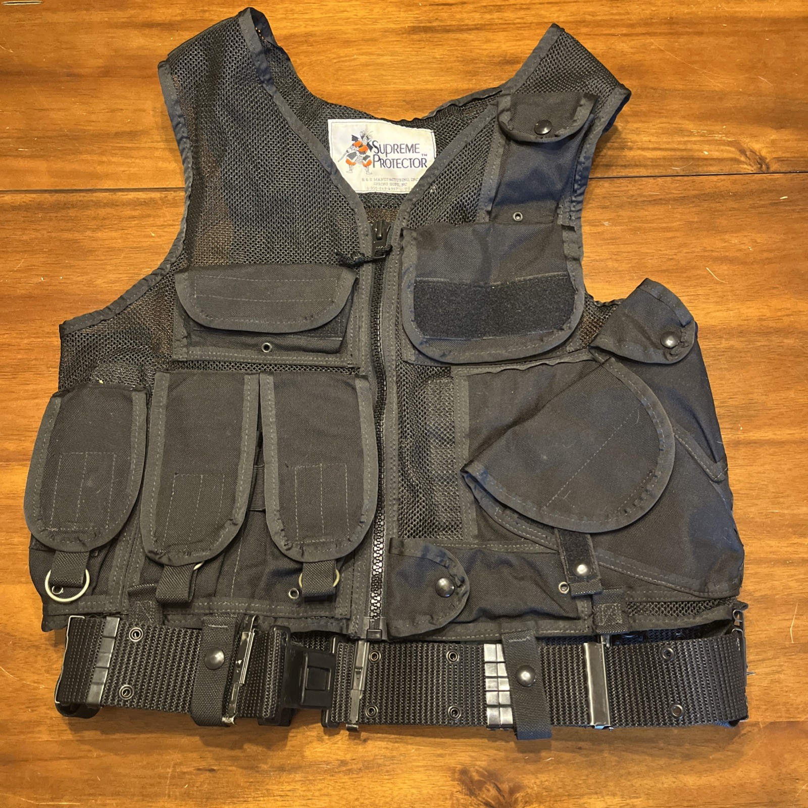 VTG Supreme Protector Tactical Vest K&S Black Mesh + USGI LC2 Web Belt Large VTG Supreme Protector Tactical Vest K&S Black Mesh + USGI LC2 Web Belt Large