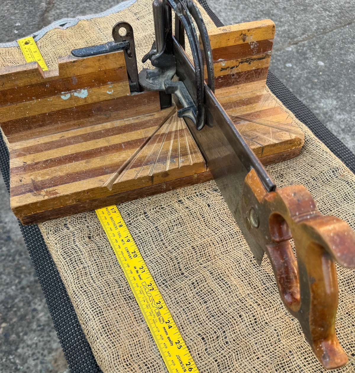 Vintage Perfection #456 Miter Box, Union Hardware Co. Tarrington, CT ~ 16x6x9\