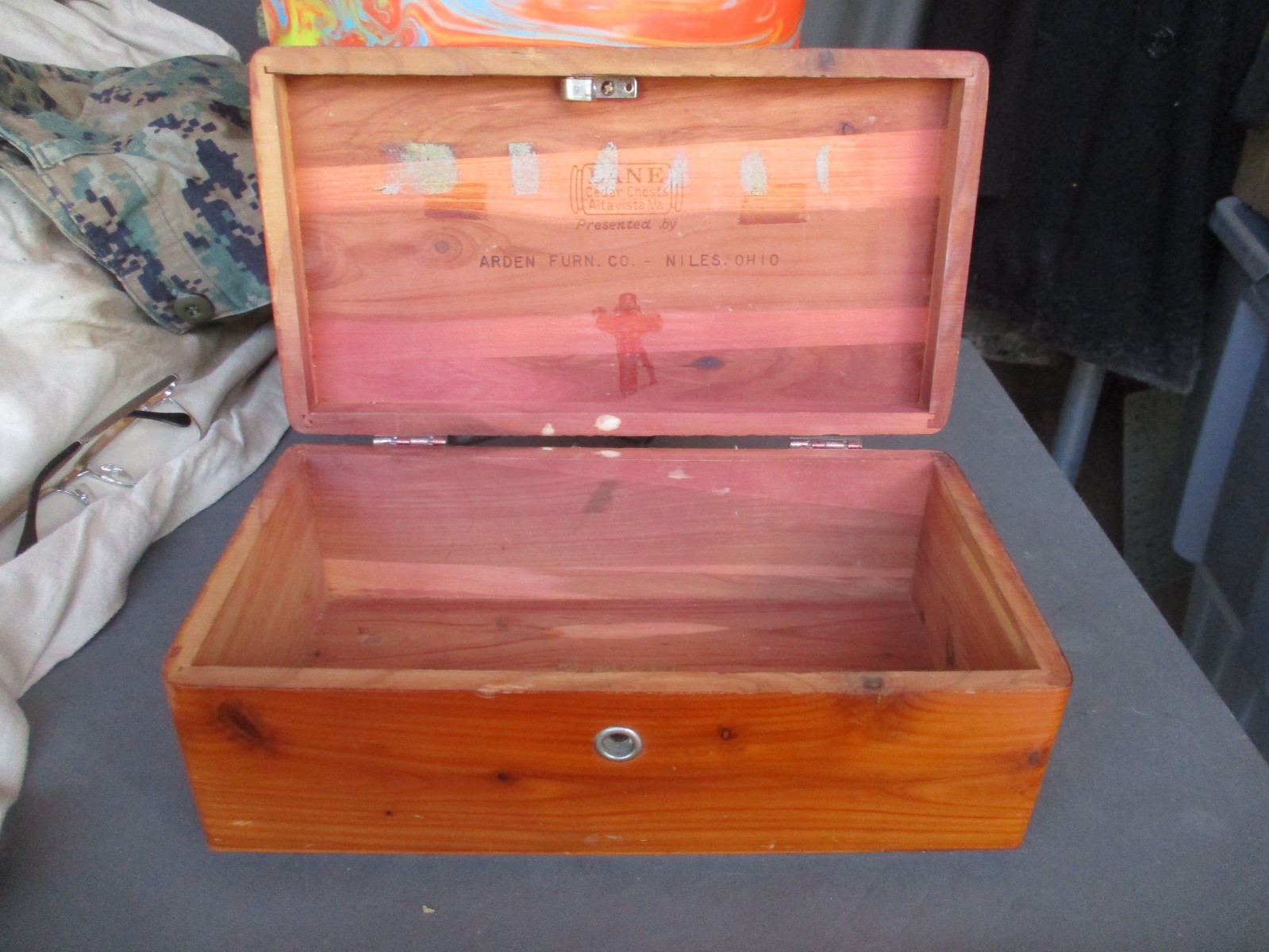 Vtg Miniature LANE CEDAR CHEST, Arden Furniture, Niles, OH Vtg Miniature LANE CEDAR CHEST, Arden Furniture, Niles, OH