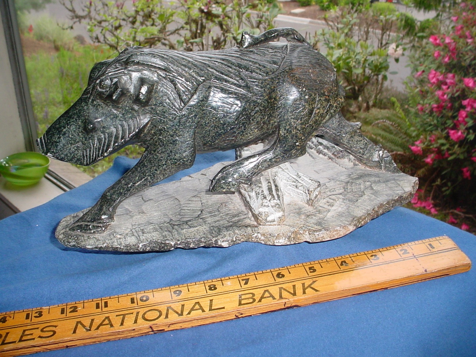 WONDERFUL LARGE SOAPSTONE FOLK ART CARVING OF RUNNING WARTHOG