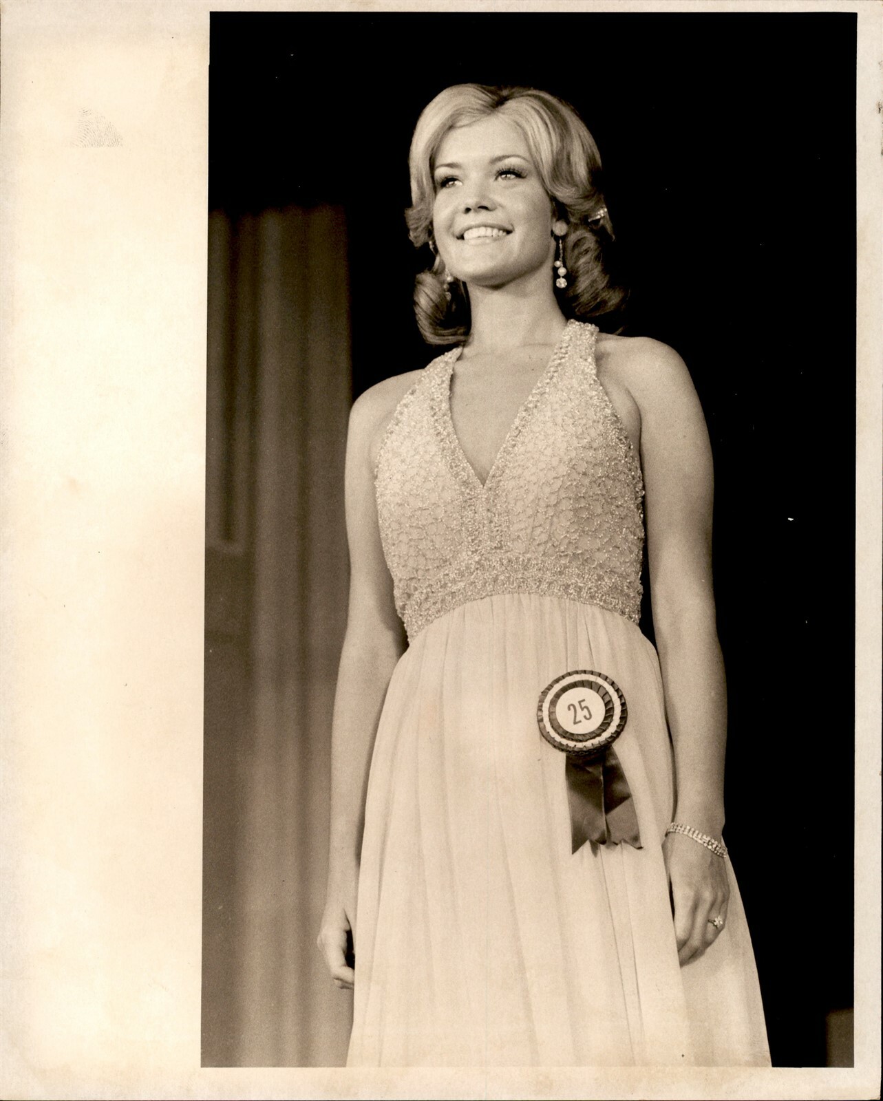 LG929 \'73 Original Jim Strickland Photo WANDA MCLEOD Miss North Carolina Pageant LG929 \'73 Original Jim Strickland Photo WANDA MCLEOD Miss North Carolina Pageant