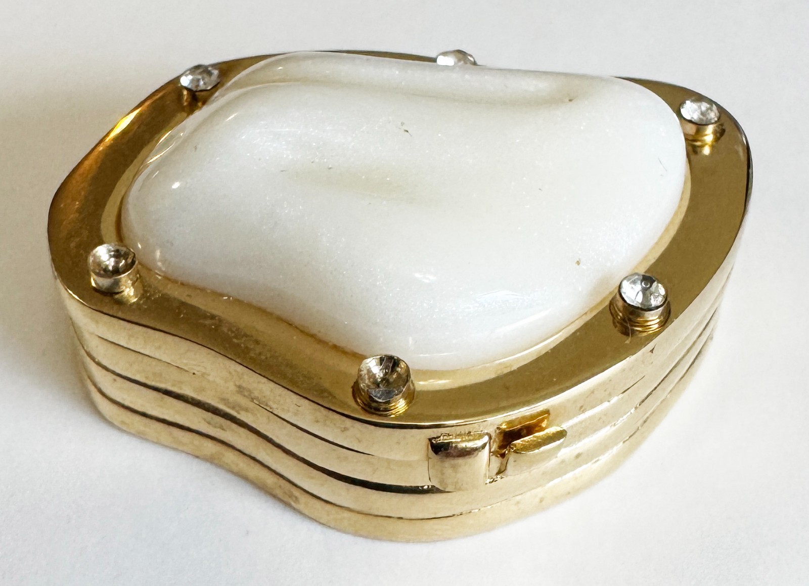 Vintage Estée Lauder White Linen solid Perfume compact with box