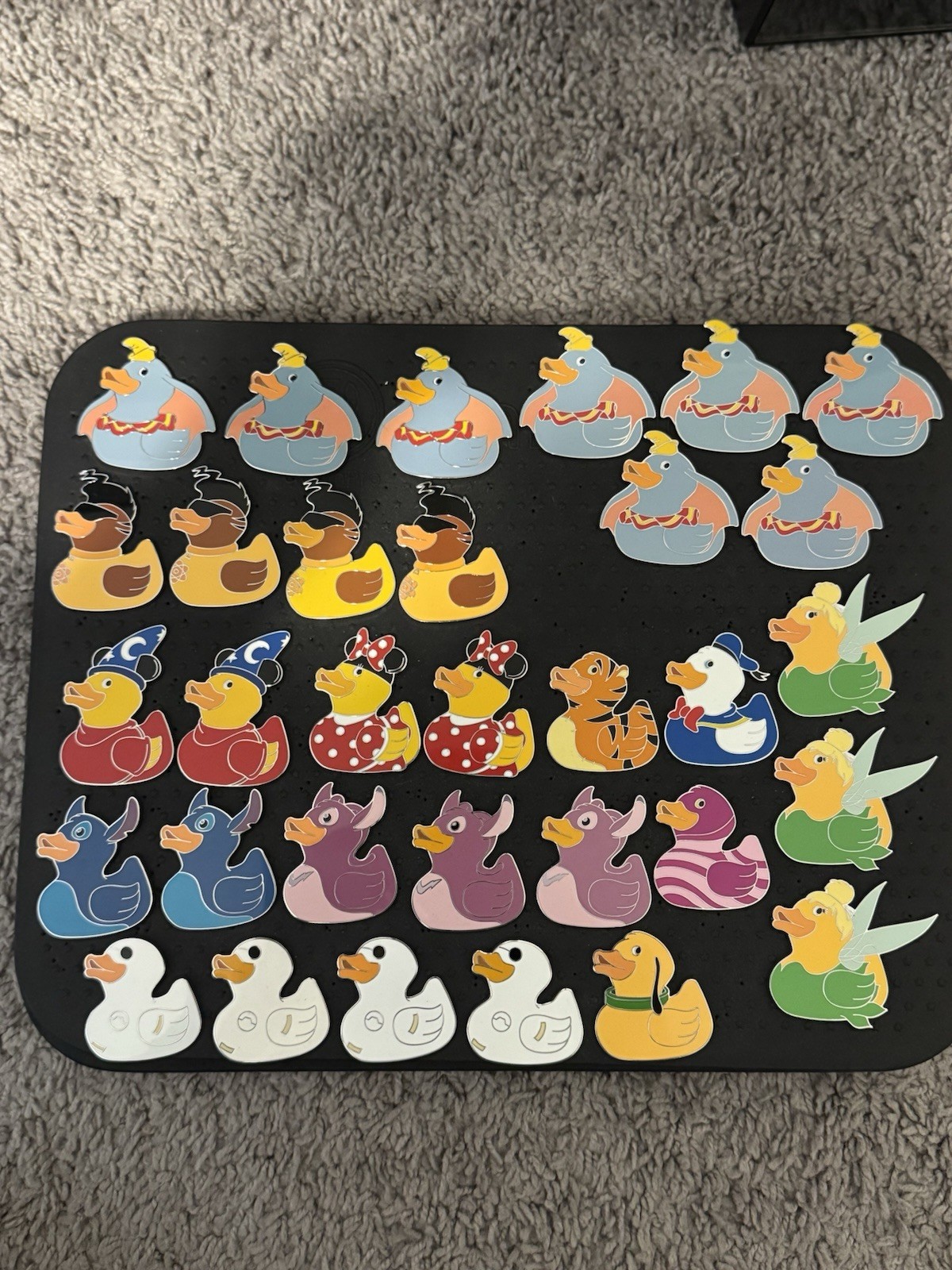 Ducks Of Disney Pin Lot Of 32