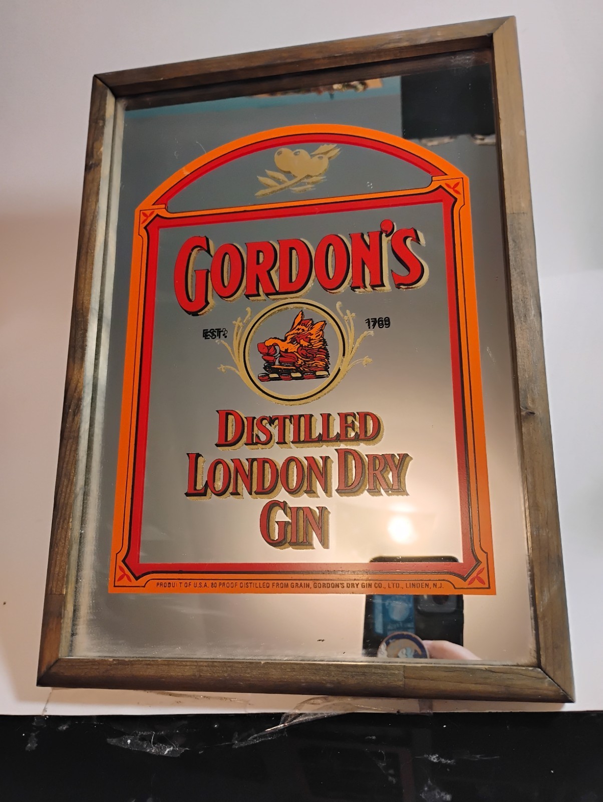 Vint 1950s Gordon\'s London Dry Gin Distillery Orignal Eglomise Bar Mirror Decor