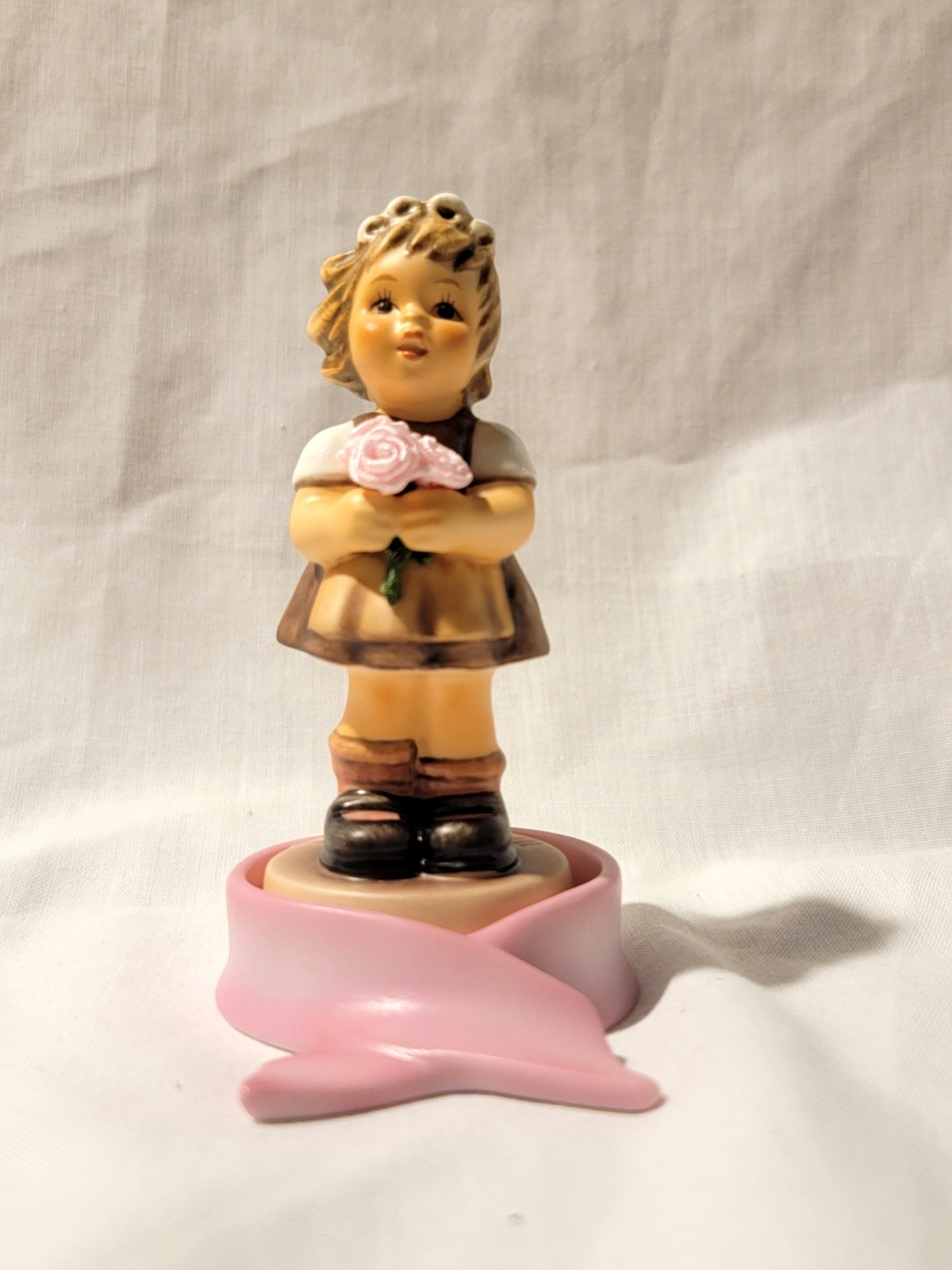 Hummel 2203 “Hope” – TMK-8 – National Breast Cancer Foundation – with Stand