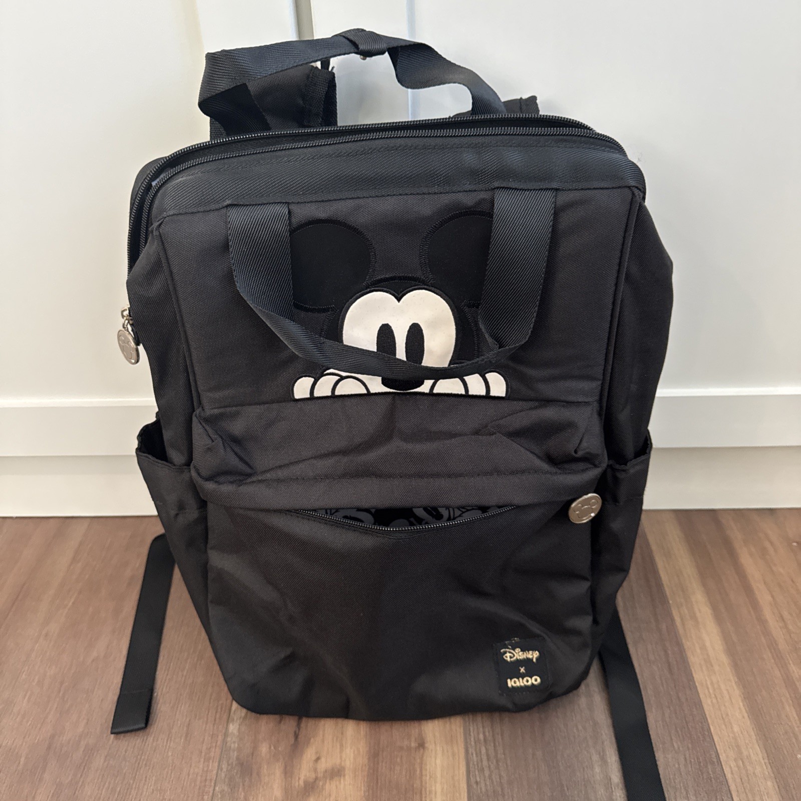 Disney x Igloo Mickey Mouse 24 Can Backpack special edition