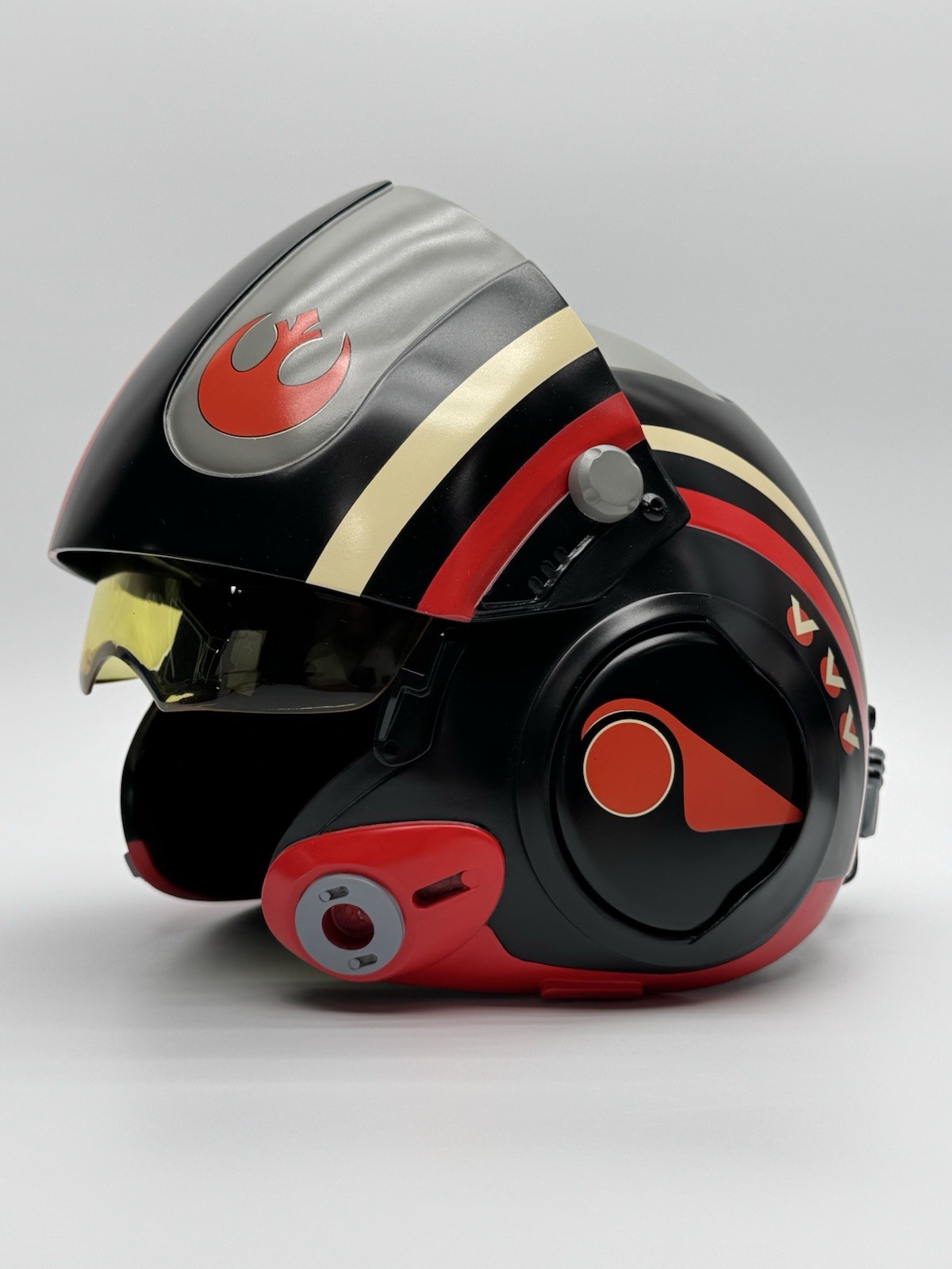 STAR WARS-ANOVOS- Poe Dameron Black Squadron Helmet -01171010- HE Prop Replica