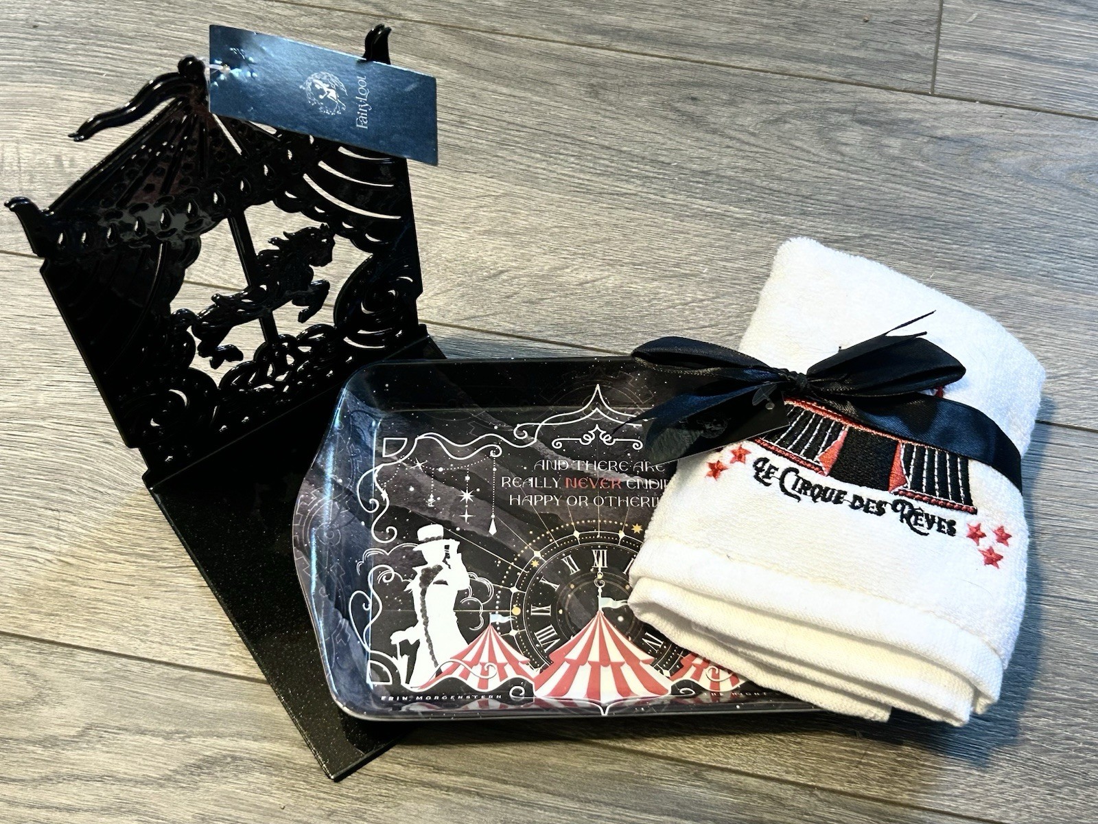 Fairyloot Exclusive The Night Circus Metal Bookends + Washcloth + Tray Bundle