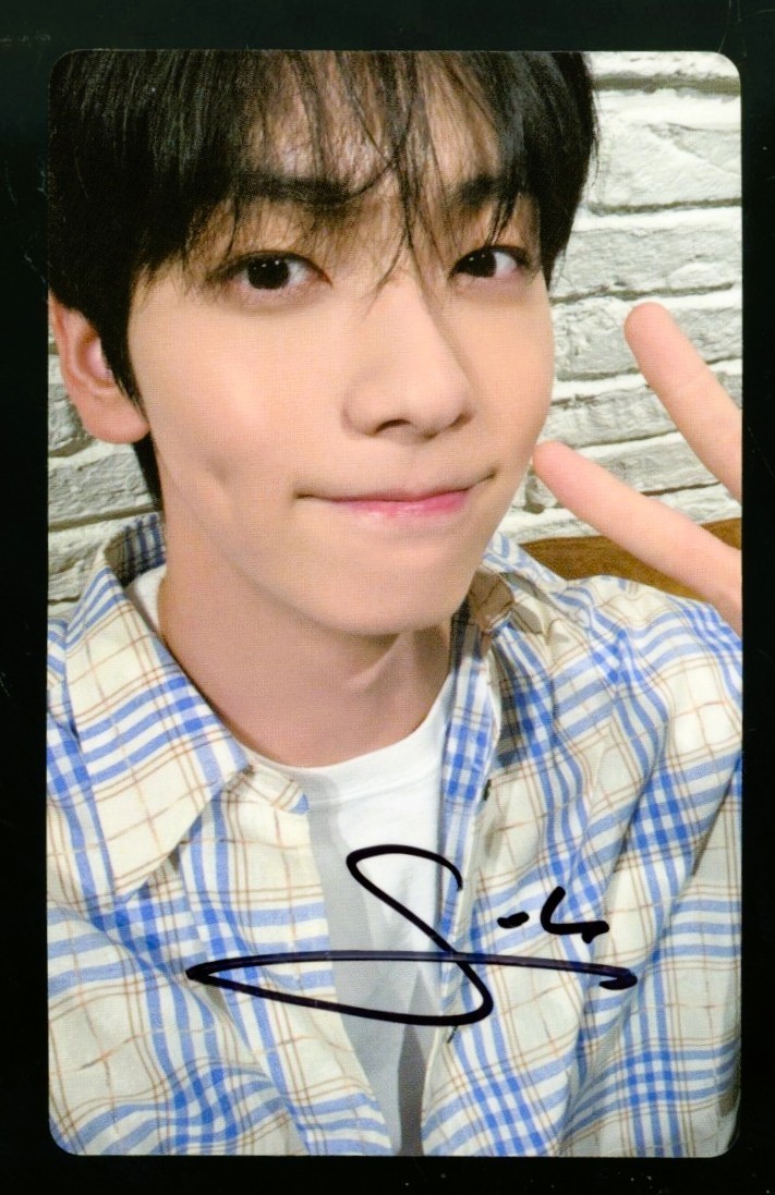 TXT Soobin Signed Autograph Photocard Tomorrow X Together Weverse Lucky Draw PC