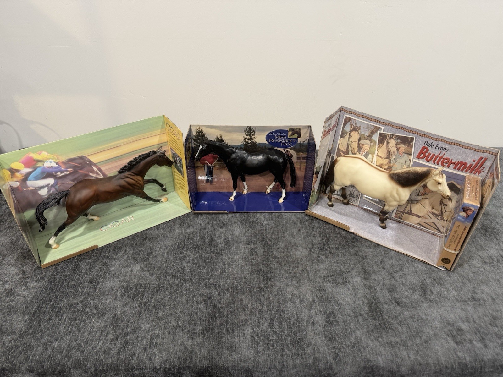 Breyer horse Lot. Cigar, Buttermilk And Miss Resistance Free All New