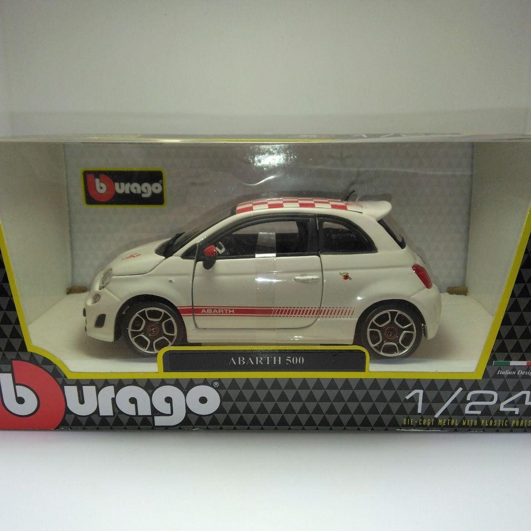 Burago 1/24 Abarth 500 White Diecast Model Excellent Condition [Age 13+]
