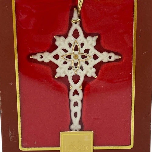 LENOX STAR OF BETHLEHEM ORNAMENT
