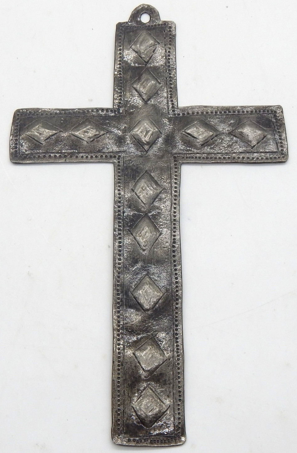 Vintage Metal Cross Artisan Made Rustic Diamond Pattern Religious 8.5\