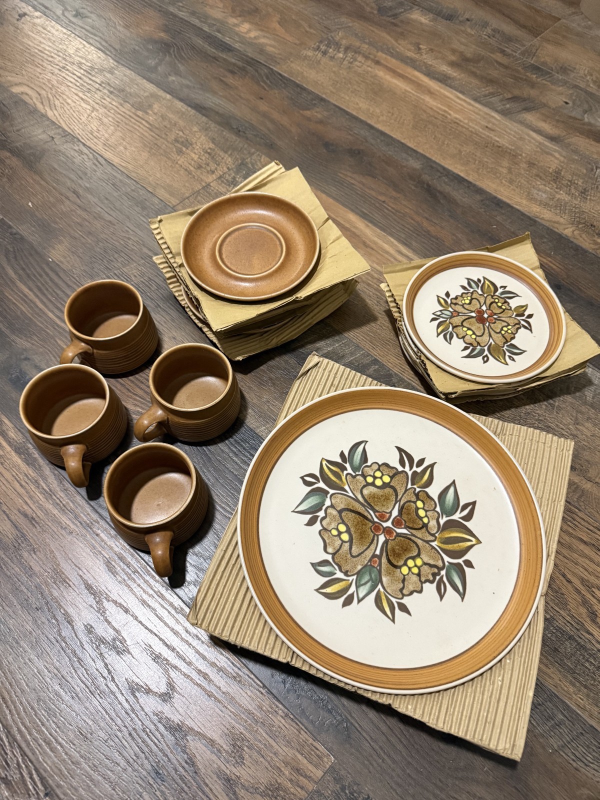Vintage Millard Norman Stoneware Starter Kit NEW In Box 16 Piece Set