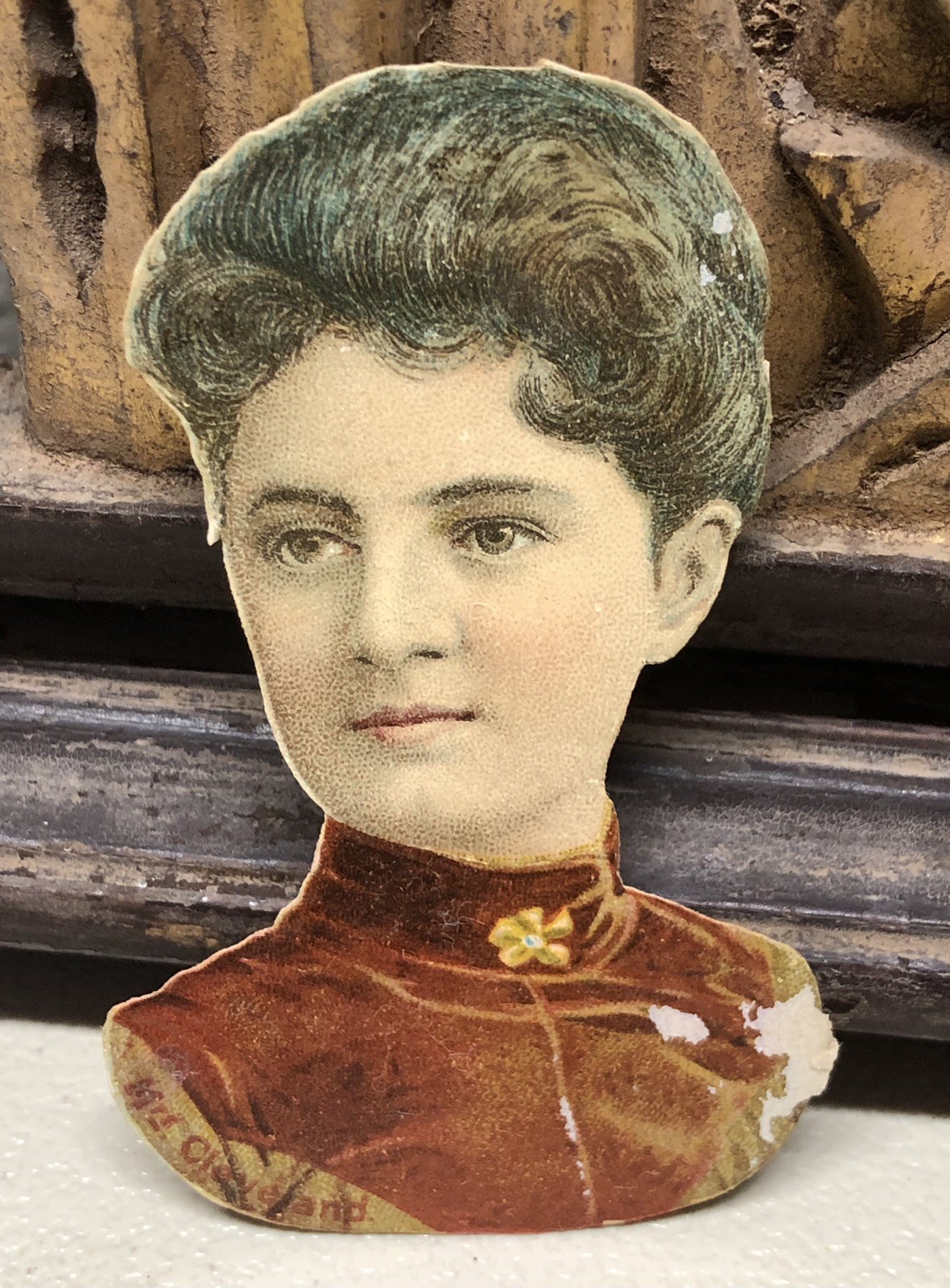 Lady Head Vintage Die Cut Scrap - L3