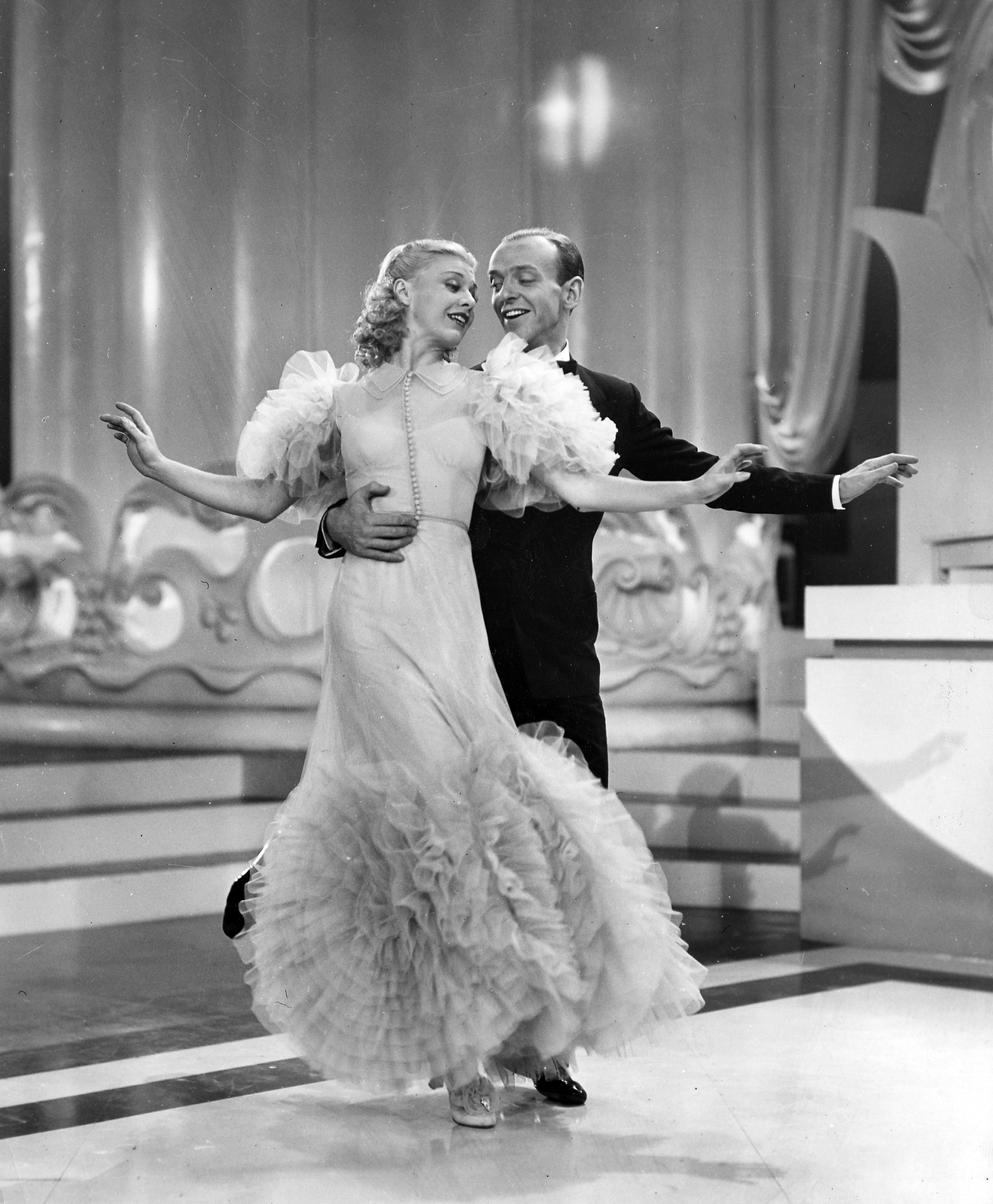 Fred Astaire And Ginger Rogers Happy Dance 4x6 Picture Celebrity Print