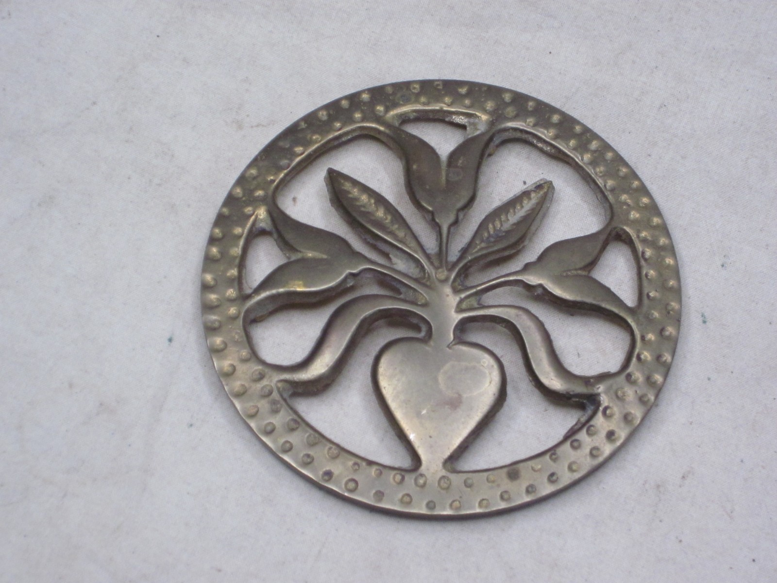 vintage EXCEL SOLID BRASS flower heart detailed 3 1/8\ vintage EXCEL SOLID BRASS flower heart detailed 3 1/8\